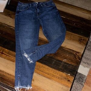 Kensie Midnight Blue Frayed Hem Cropped Jeans